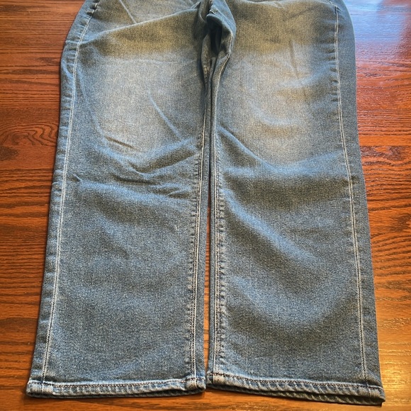 American Eagle curvy mom jean size 12 #118 - Picture 2 of 5